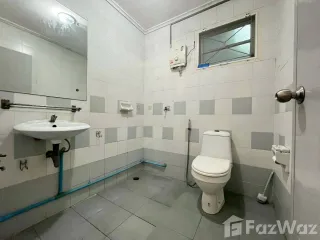 Casa adosada en venta de 3 habitaciones en Khlong Sam Wa, Bangkok