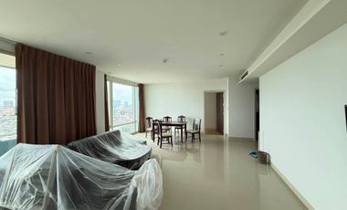 Condo en venta de 3 habitaciones en Bang Kho Laem, Bangkok