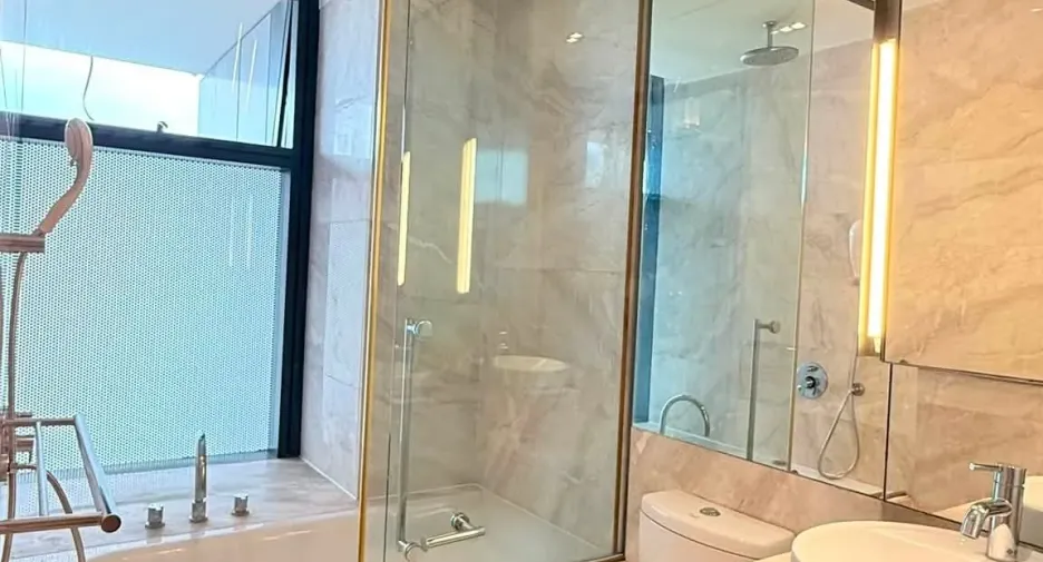For rent 2 bedrooms condo in Sathon, Bangkok