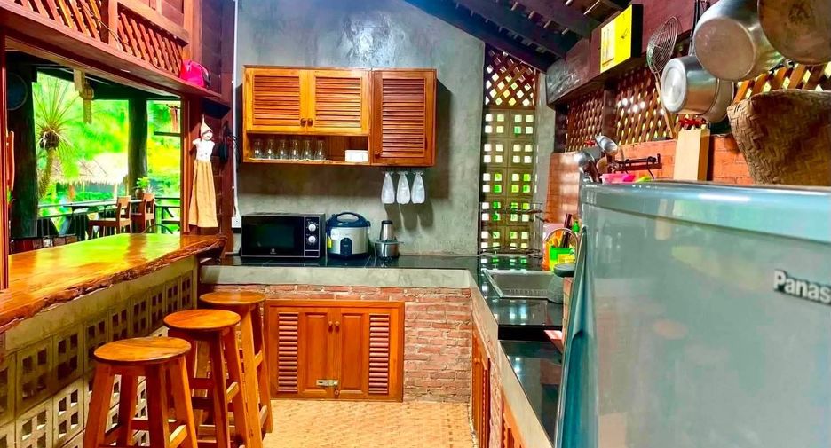 For rent 3 bedrooms house in Saraphi, Chiang Mai