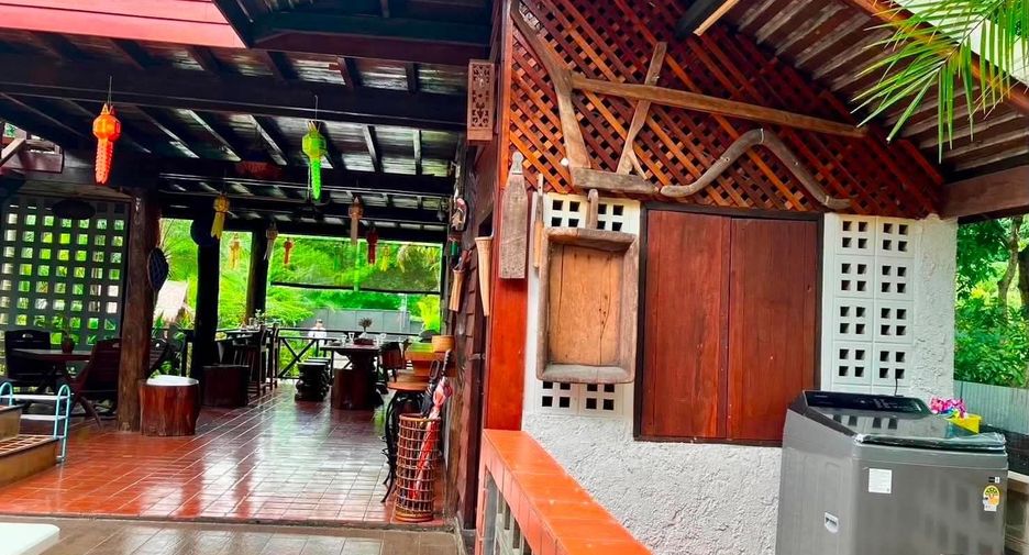 For rent 3 bedrooms house in Saraphi, Chiang Mai