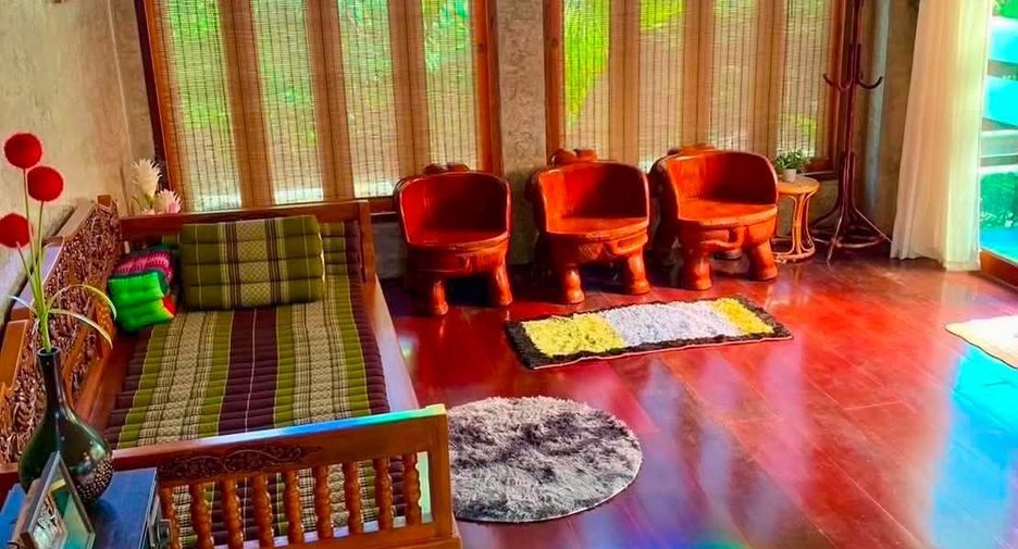 For rent 3 bedrooms house in Saraphi, Chiang Mai