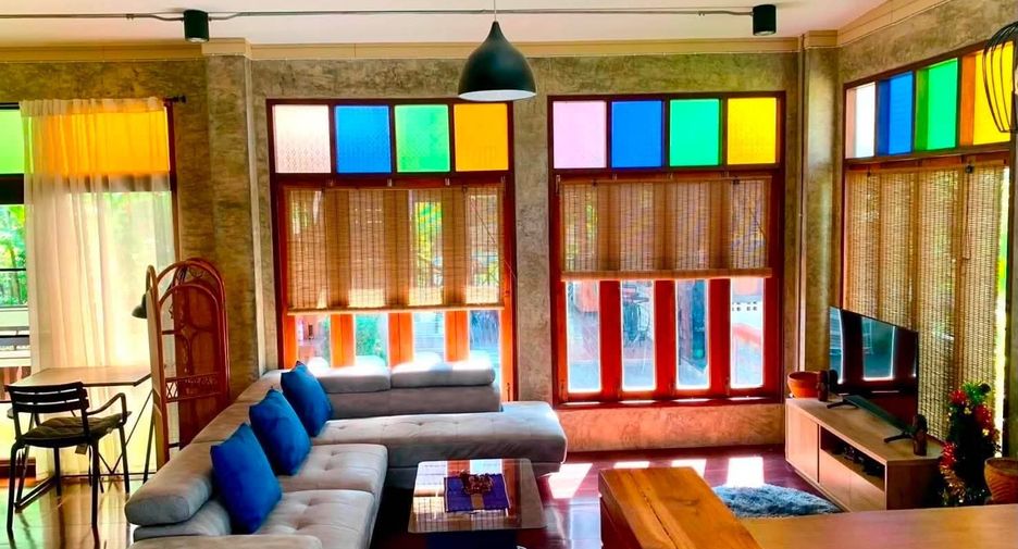 For rent 3 bedrooms house in Saraphi, Chiang Mai