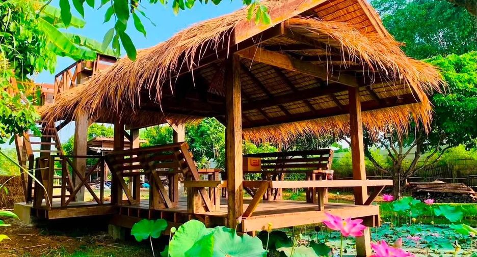 For rent 3 bedrooms house in Saraphi, Chiang Mai