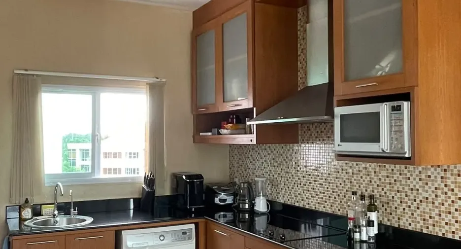 For sale 2 ベッドルーム condo in Mueang Chiang Mai, Chiang Mai