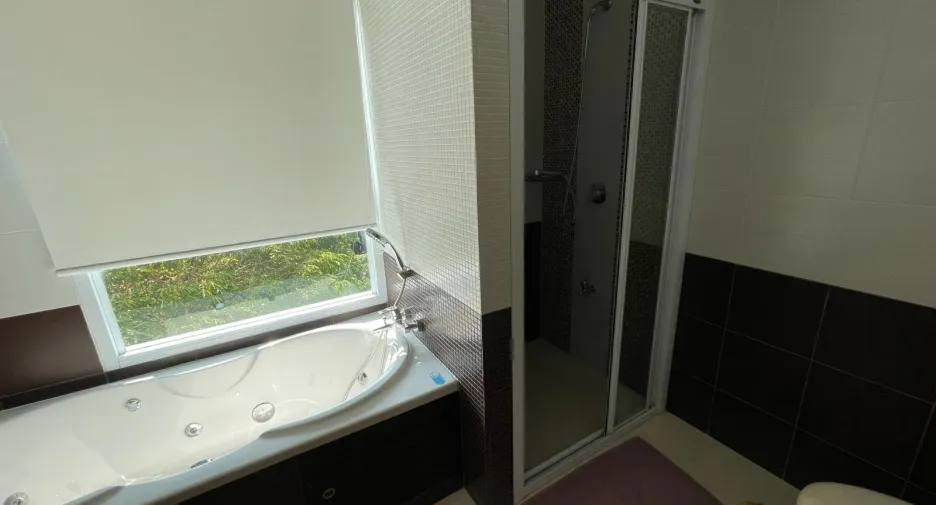 For sale 2 ベッドルーム condo in Mueang Chiang Mai, Chiang Mai