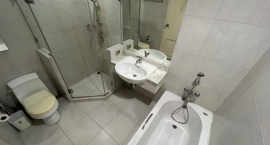For rent 2 bedrooms condo in Hua Hin, Prachuap Khiri Khan