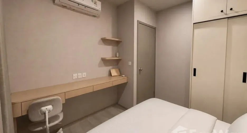 Condo en alquiler de 2 habitaciones en Phra Khanong, Bangkok