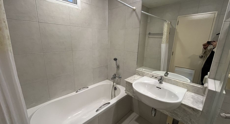 For rent 2 bedrooms condo in Hua Hin, Prachuap Khiri Khan