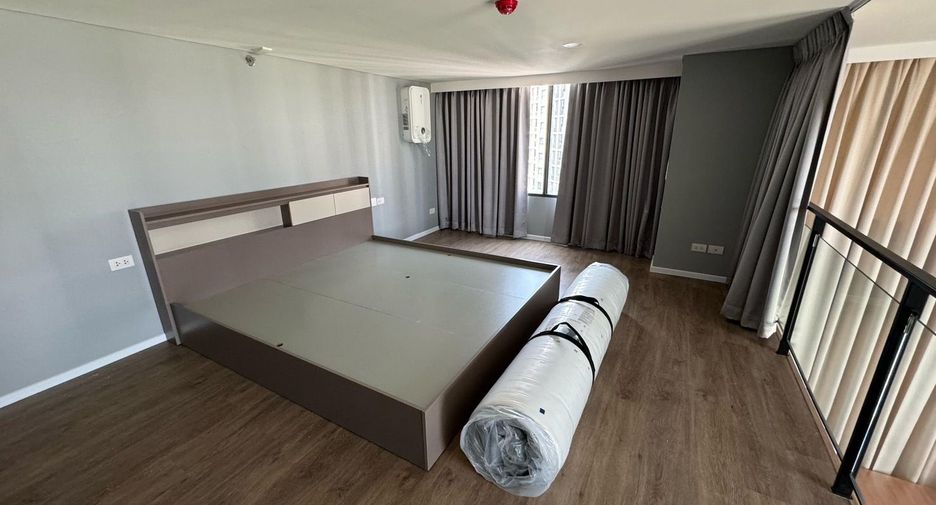 Wohnung zur Miete mit 2 Zimmer in Huai Khwang, Bangkok
