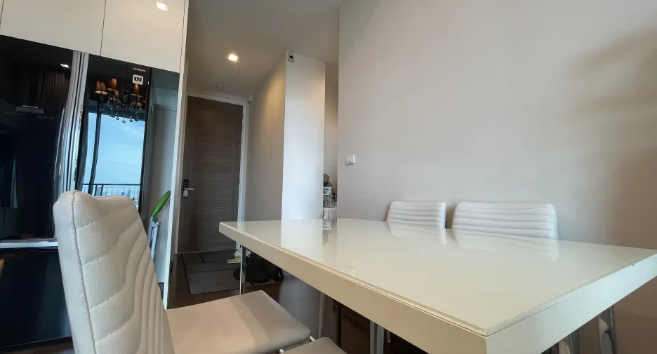 Condo en venta de 2 habitaciones en Watthana, Bangkok