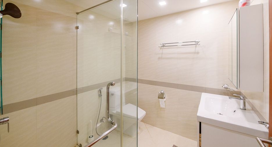For sale 2 bedrooms condo in Bang Lamung, Chonburi