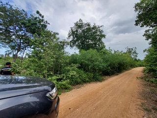 Terreno en venta en Sam Roi Yot, Prachuap Khiri Khan