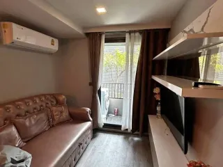 À vendre 1 chambre condo à Din Daeng, Bangkok