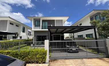 For sale 4 bedrooms house in Mueang Phuket, Phuket