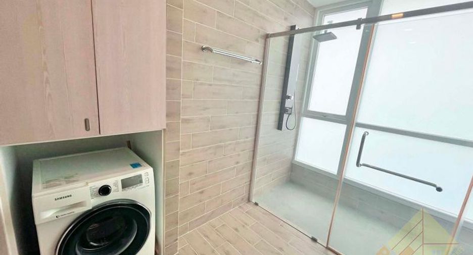 For sale 3 bedrooms condo in Bang Saray, Pattaya