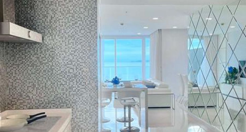 For sale 3 bedrooms condo in Bang Saray, Pattaya