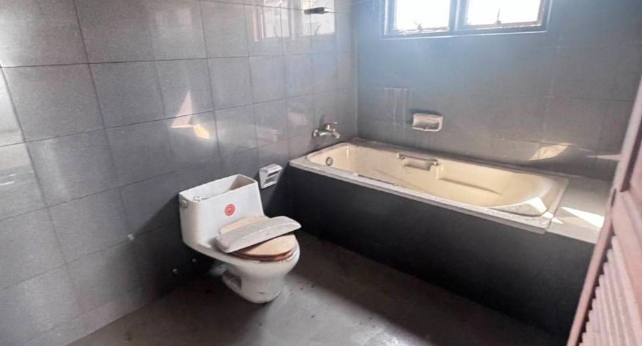 Apartment zum Kauf mit 8 Zimmer in Watthana, Bangkok