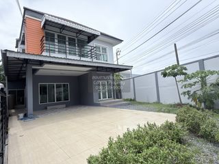 Haus zum Kauf mit 3 Zimmer in Bang Yai, Nonthaburi