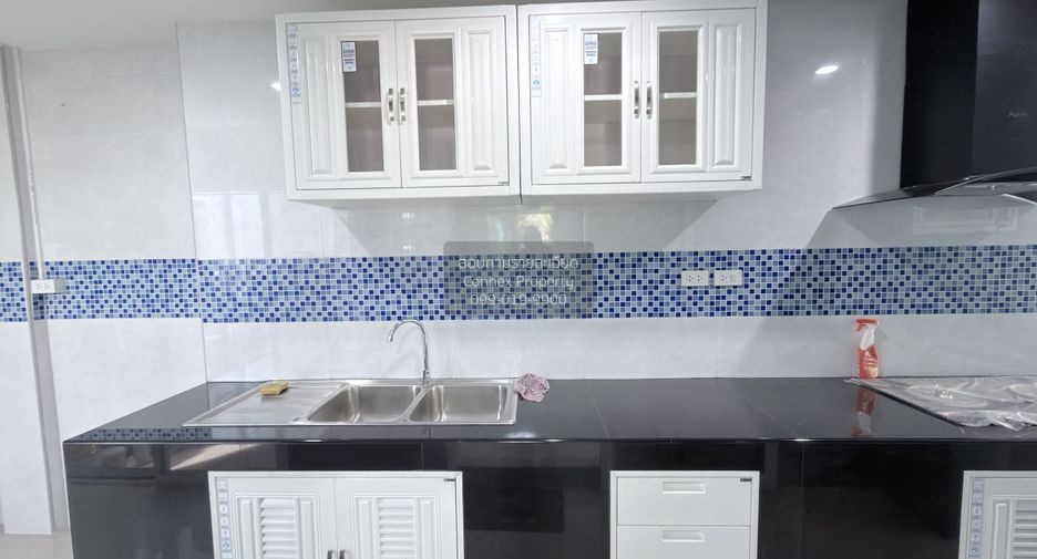 Haus zum Kauf mit 3 Zimmer in Bang Yai, Nonthaburi