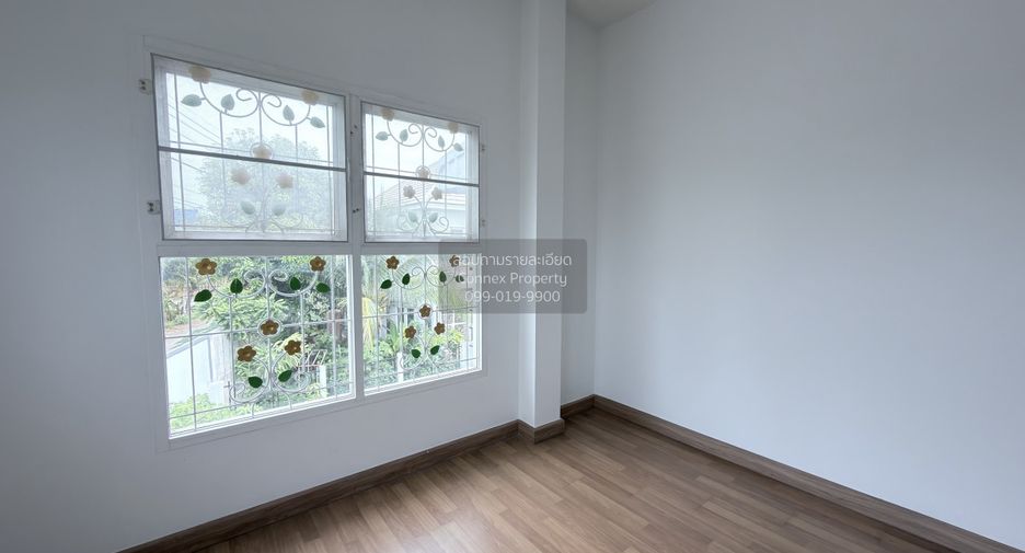 Haus zum Kauf mit 3 Zimmer in Bang Yai, Nonthaburi