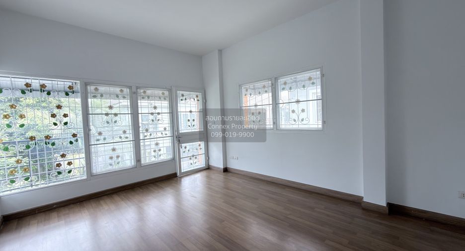 Haus zum Kauf mit 3 Zimmer in Bang Yai, Nonthaburi