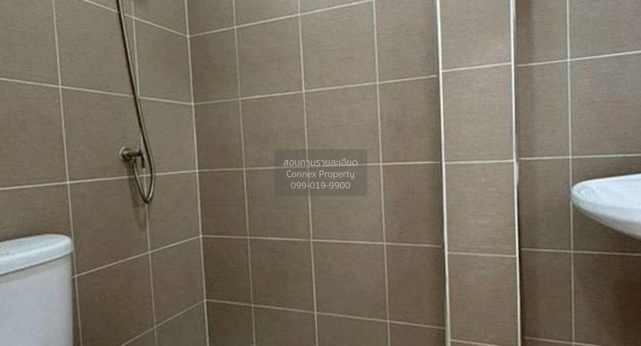 Casa adosada en venta de 2 habitaciones en Pak Kret, Nonthaburi