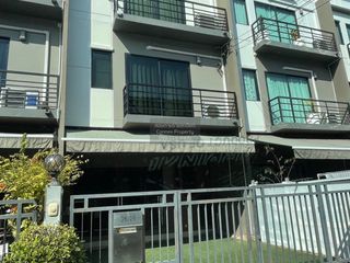 Reihenhaus zum Kauf mit 3 Zimmer in Bang Khen, Bangkok