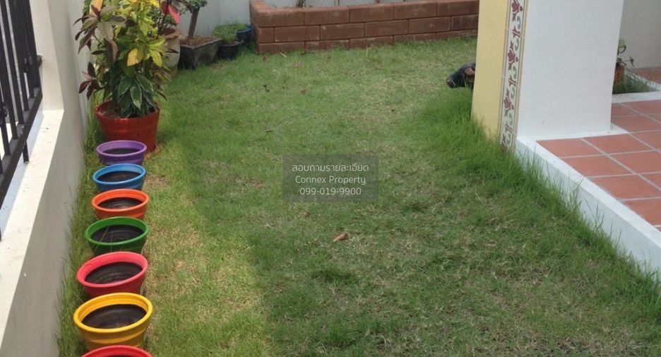 For sale 3 bedrooms townhouse in Suan Luang, Bangkok