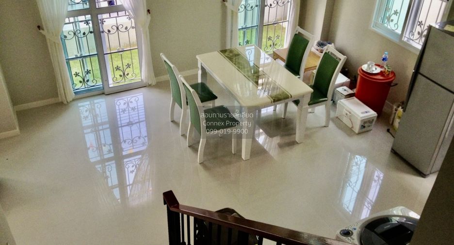 For sale 3 bedrooms townhouse in Suan Luang, Bangkok