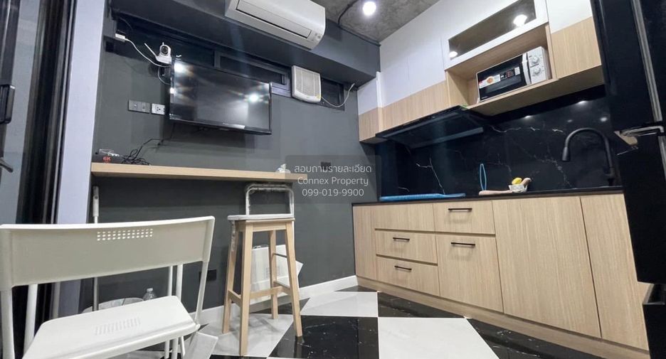 À vendre 3 chambres maison à Bang Kapi, Bangkok