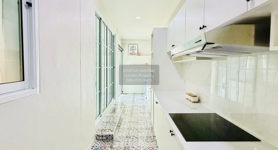 Haus zum Kauf mit 3 Zimmer in Bang Lamung, Chonburi