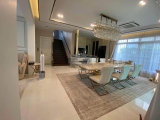 Casa en venta de 6 habitaciones en Bang Khen, Bangkok