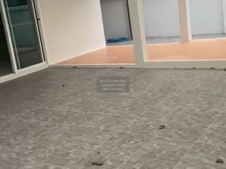 Haus zum Kauf mit 4 Zimmer in Watthana, Bangkok