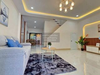 Casa adosada en venta de 4 habitaciones en Bang Bua Thong, Nonthaburi