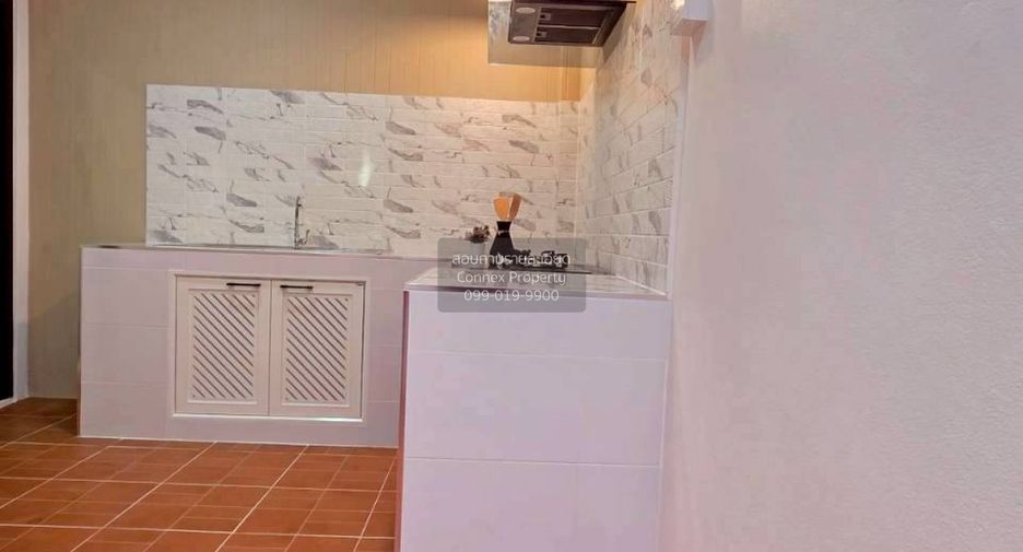 Casa adosada en venta de 4 habitaciones en Bang Bua Thong, Nonthaburi