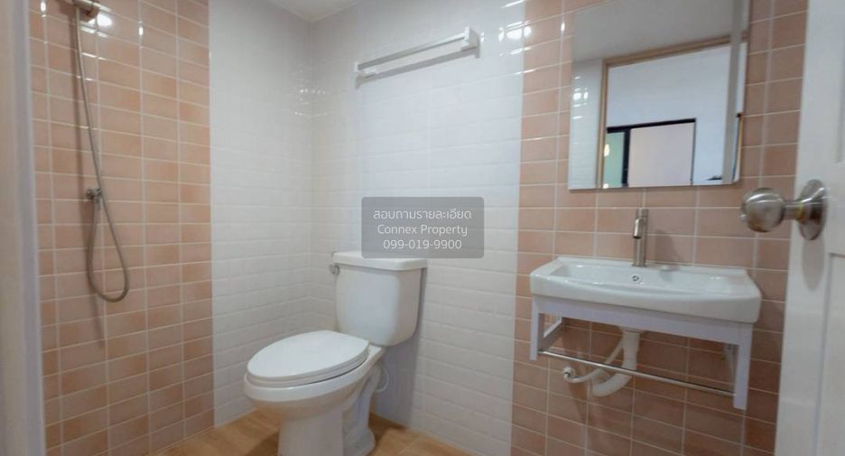 Casa adosada en venta de 3 habitaciones en Bang Yai, Nonthaburi