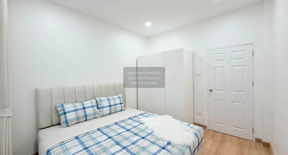 Reihenhaus zum Kauf mit 2 Zimmer in Bang Lamung, Chonburi