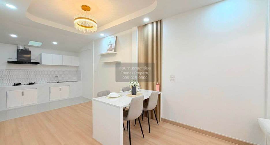 Reihenhaus zum Kauf mit 2 Zimmer in Bang Lamung, Chonburi