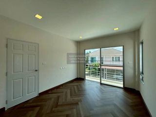 Casa en venta de 3 habitaciones en Mueang Nonthaburi, Nonthaburi