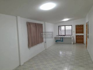 For sale 3 bedrooms house in Saphan Sung, Bangkok