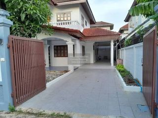For sale 3 bedrooms house in Saphan Sung, Bangkok