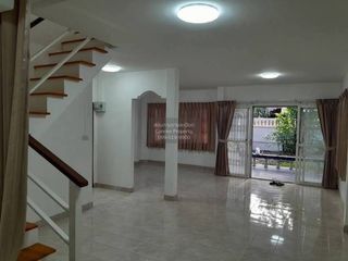 For sale 3 bedrooms house in Saphan Sung, Bangkok
