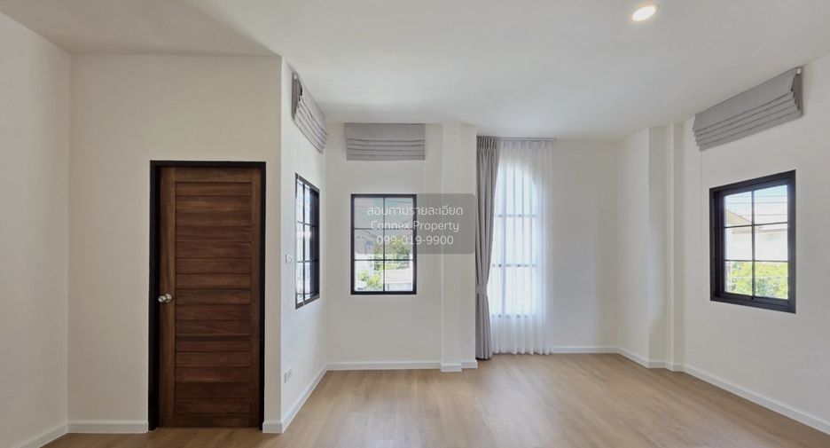 For sale 4 bedrooms house in Lam Luk Ka, Pathum Thani