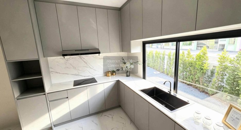 For sale 4 bedrooms house in Bang Lamung, Chonburi