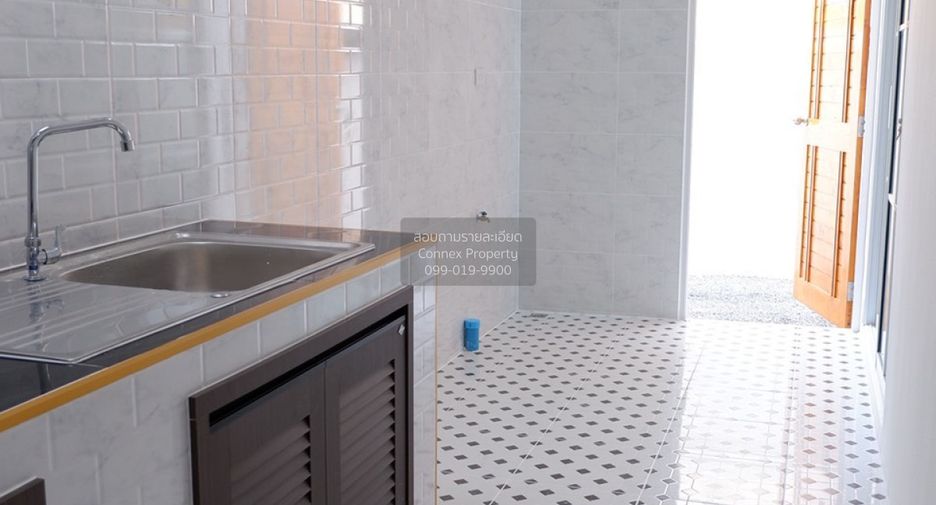 For sale 4 bedrooms house in Lam Luk Ka, Pathum Thani