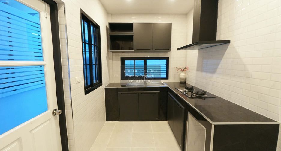 À vendre 3 chambres maison à Thanyaburi, Pathum Thani
