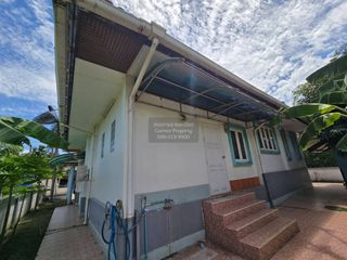 出售 3 卧室 独立屋 在 Sam Khok, Pathum Thani