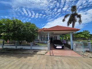 出售 3 卧室 独立屋 在 Sam Khok, Pathum Thani