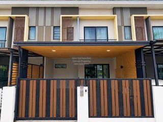 For sale 2 bedrooms townhouse in Suan Luang, Bangkok